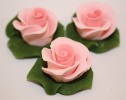 Cake decorations and sugarcraft Cake decorations and sugarcraft